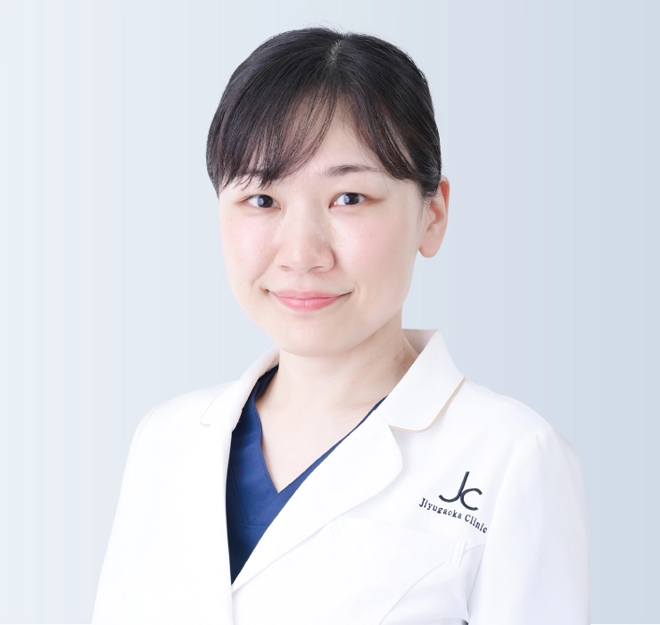 井上 真衣